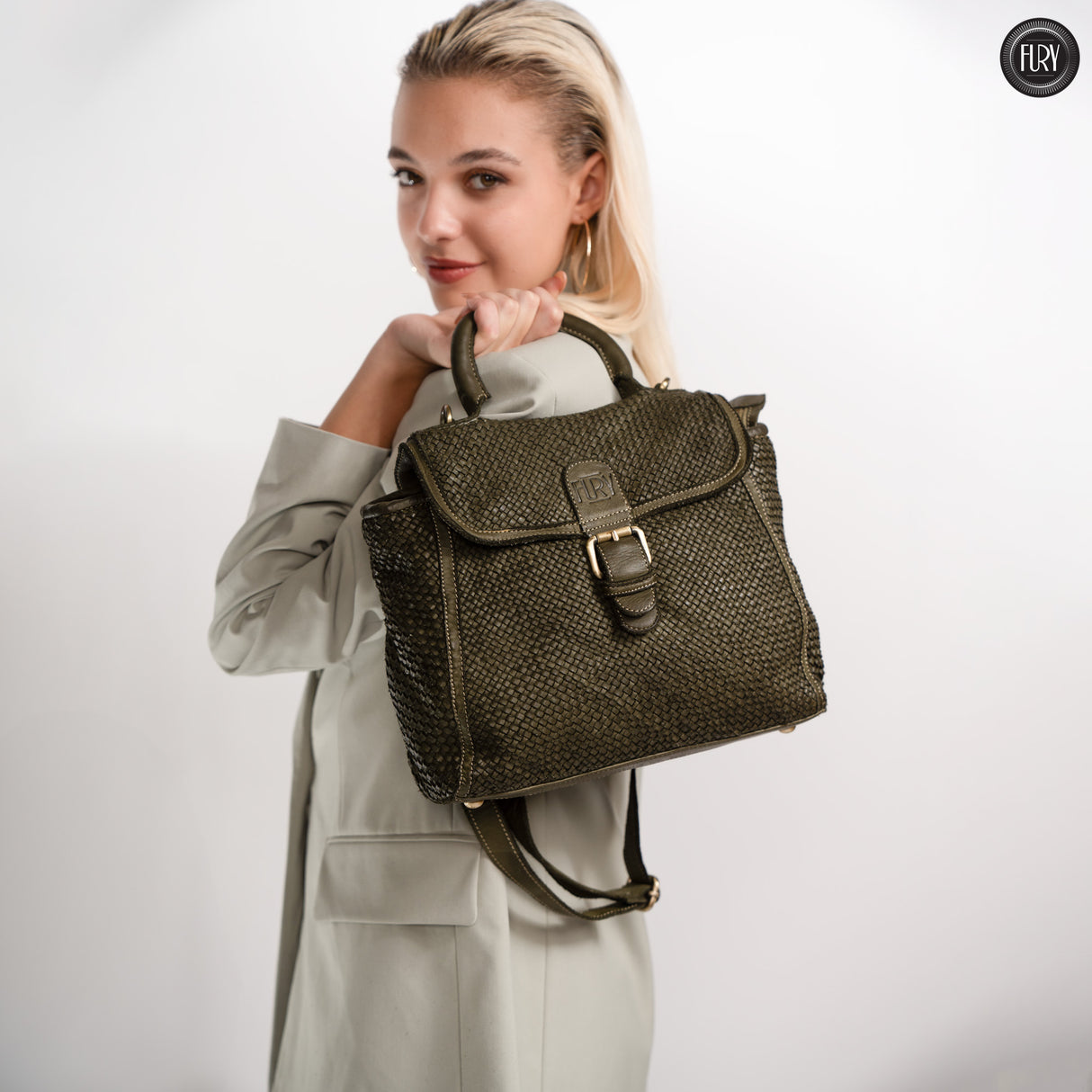 Borsa Camilla in pelle intrecciata