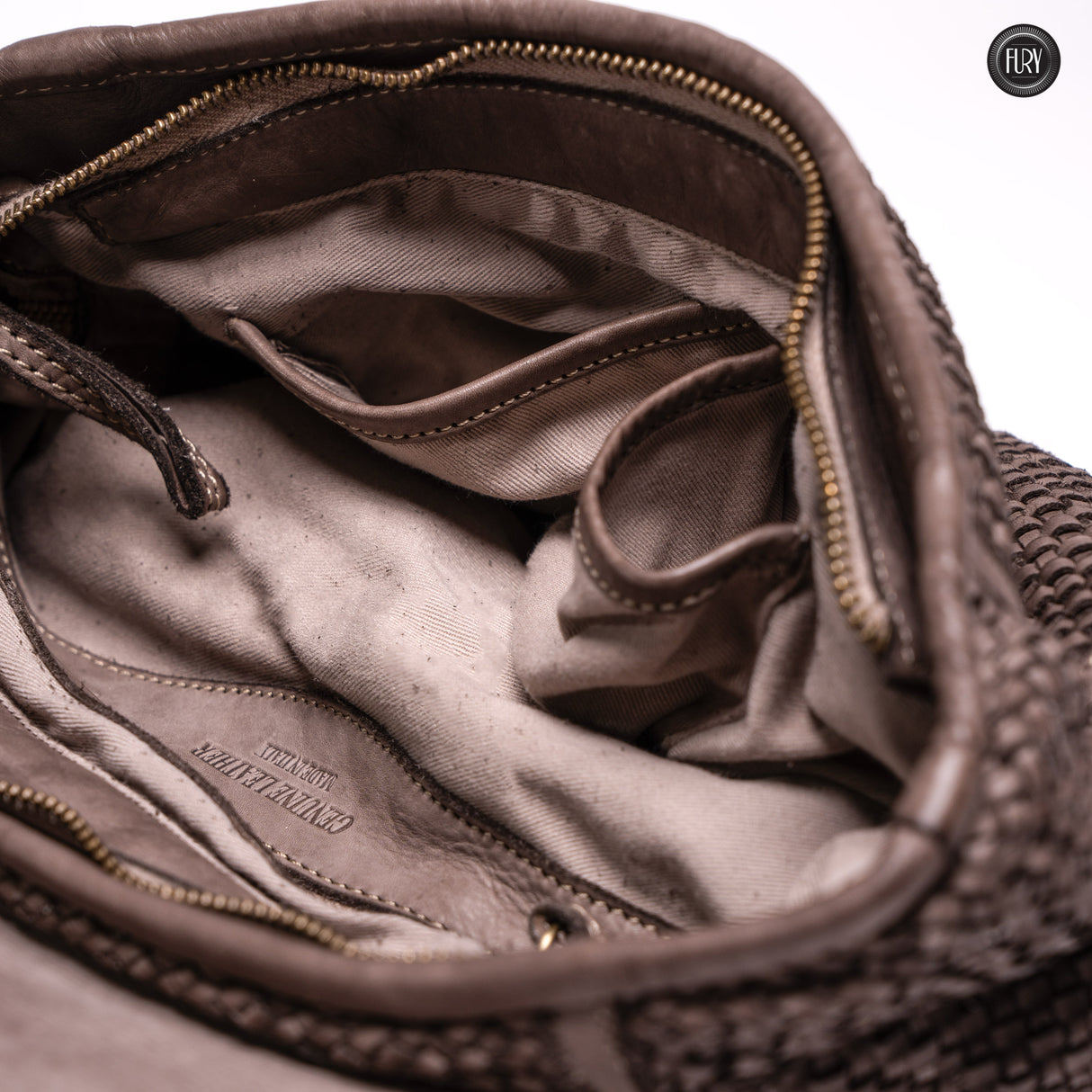 Borsa Camilla in pelle intrecciata