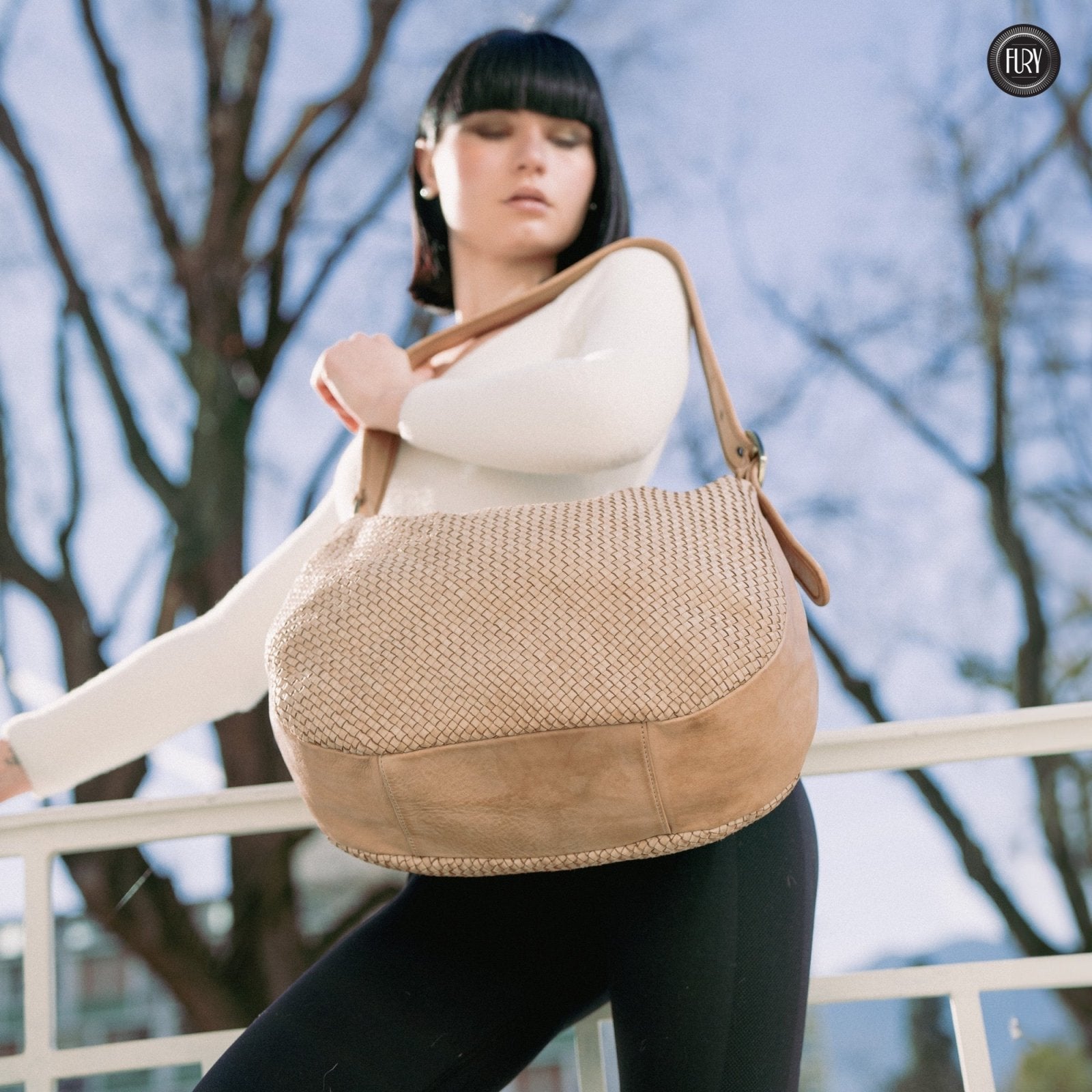 Borsa Iris Maxi in pelle intrecciata - Fury