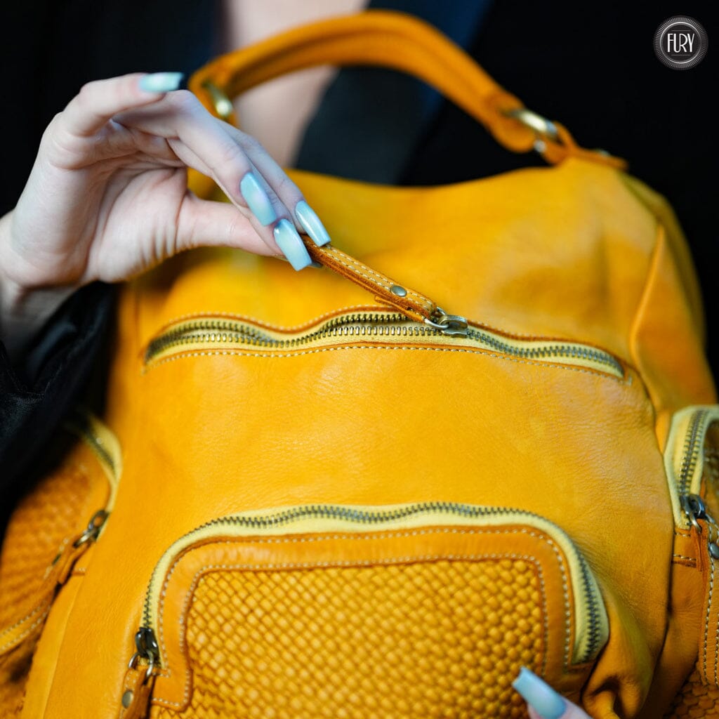 Zainetto multitasche in pelle intrecciata Fury