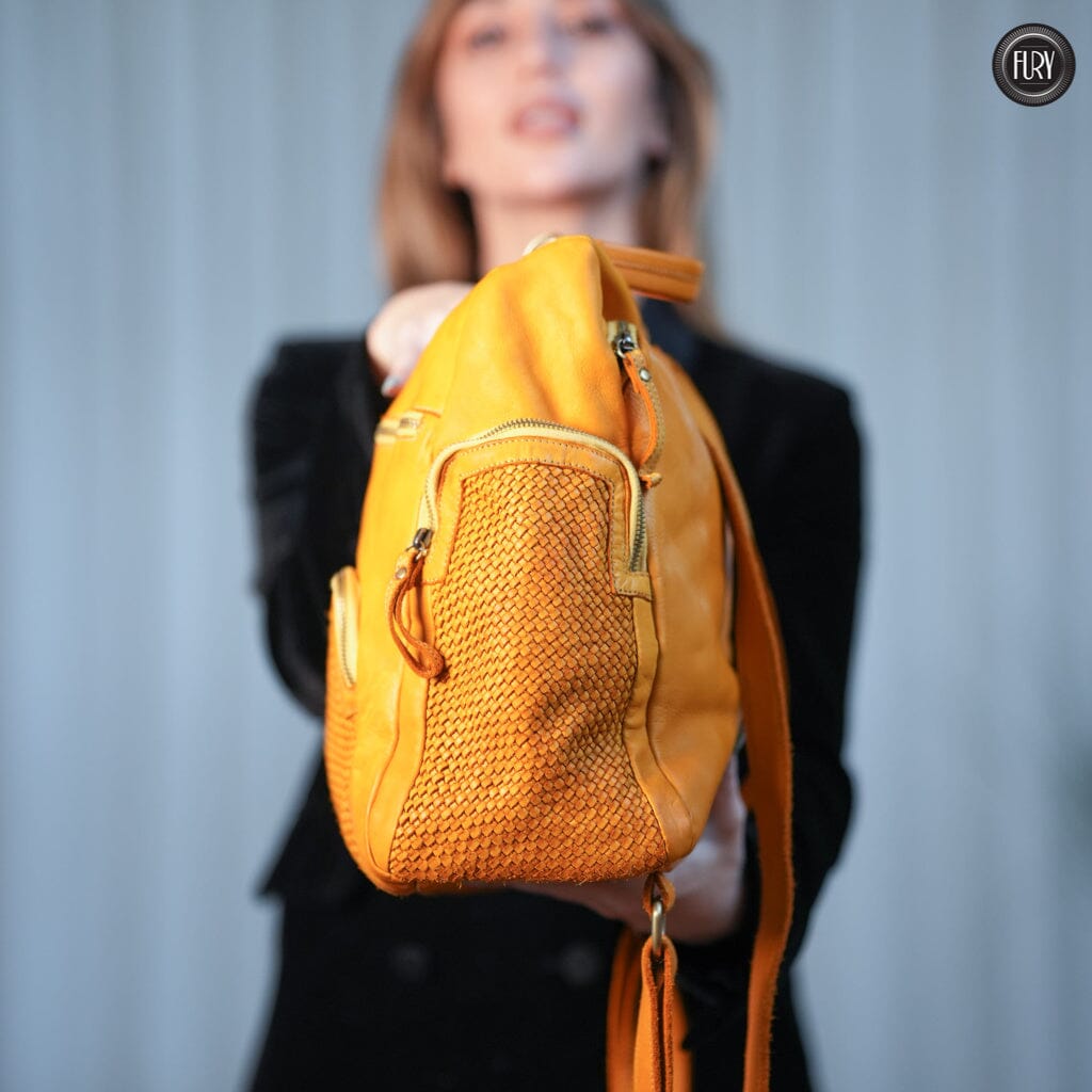 Zainetto multitasche in pelle intrecciata Fury