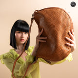 Borsa Iris Maxi in pelle intrecciata