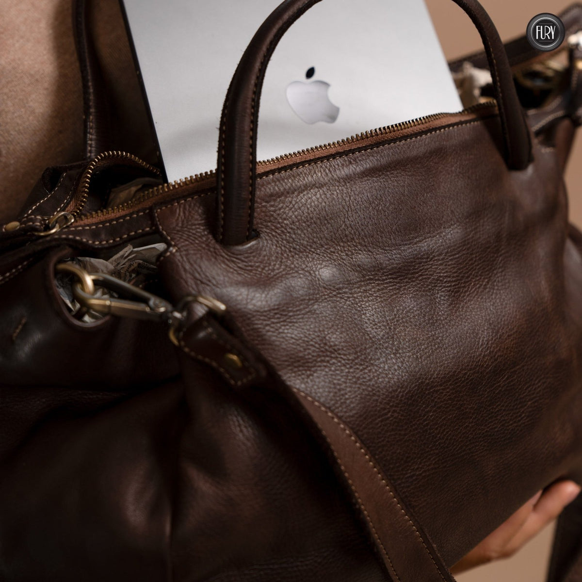 Borsa V in pelle - Fury