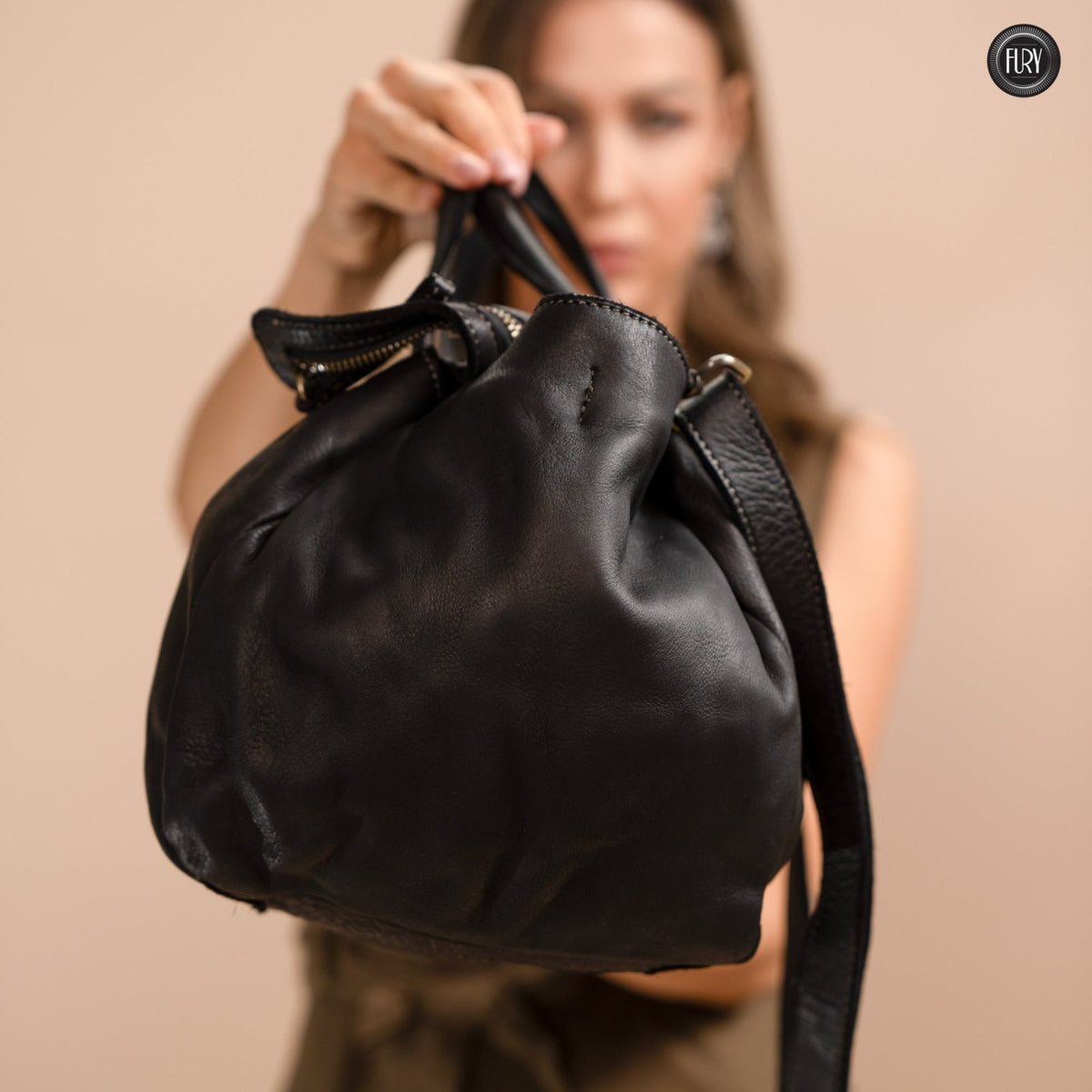 Borsa V in pelle - Fury