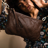 Pochette Diana in pelle intrecciata Fury Testa di moro