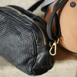 Pochette Isotta in pelle intrecciata Fury Bags#colore_nero